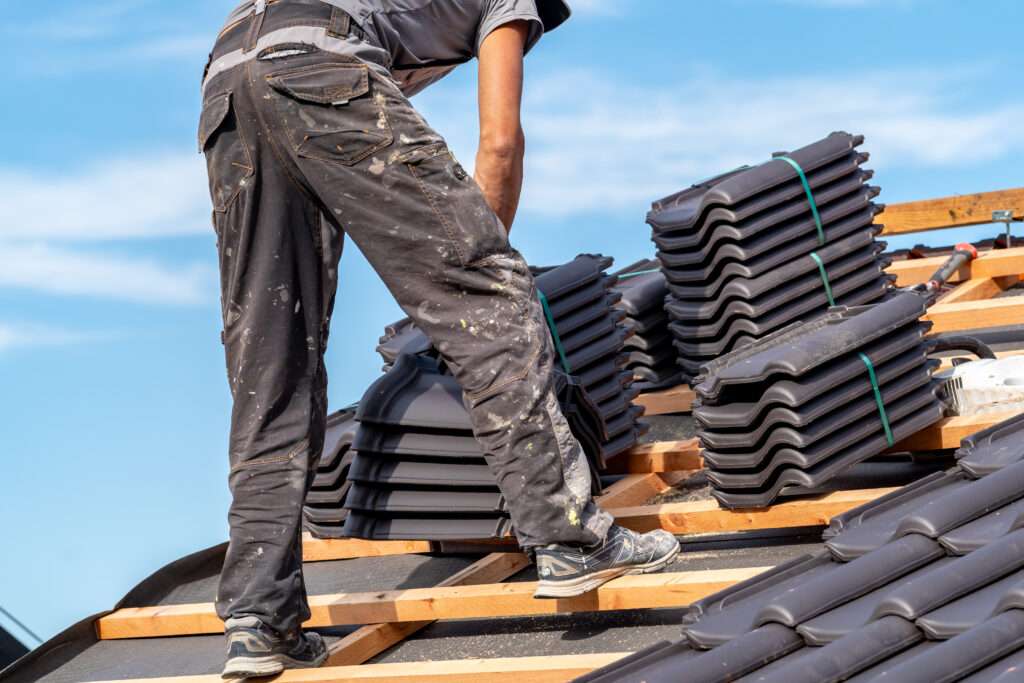 What Are the Advantages of Warm Roofing Over Cold Roofing?